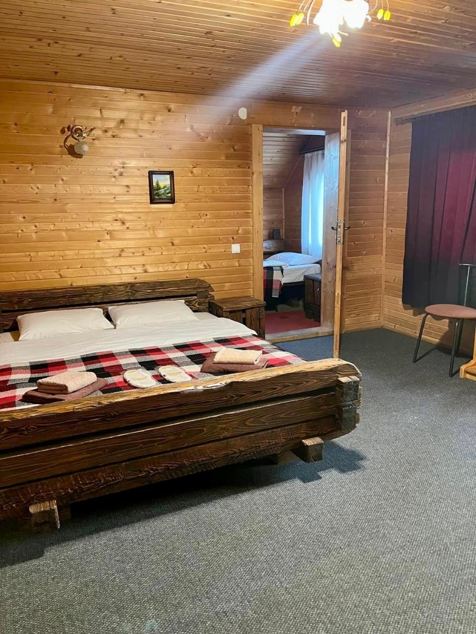 Готель Добрій Vorokhta Exterior photo